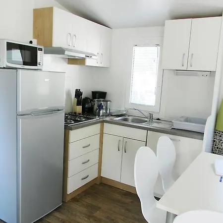 Сasa de vacaciones Holiday Camping Valkanela.1 *
